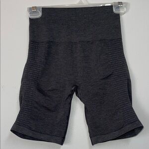 Alphalete Revival Biker Shorts in Charcoal grey